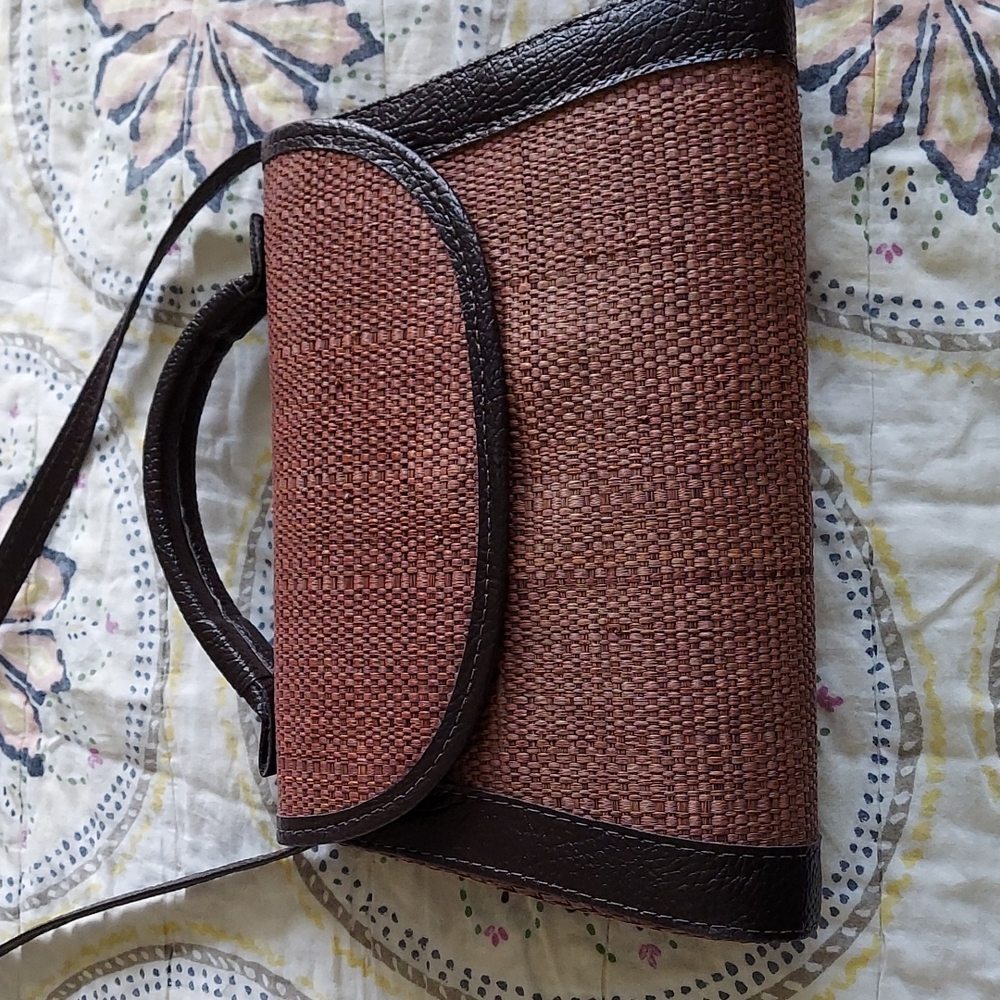 Brown purse, faux leather strap and trim